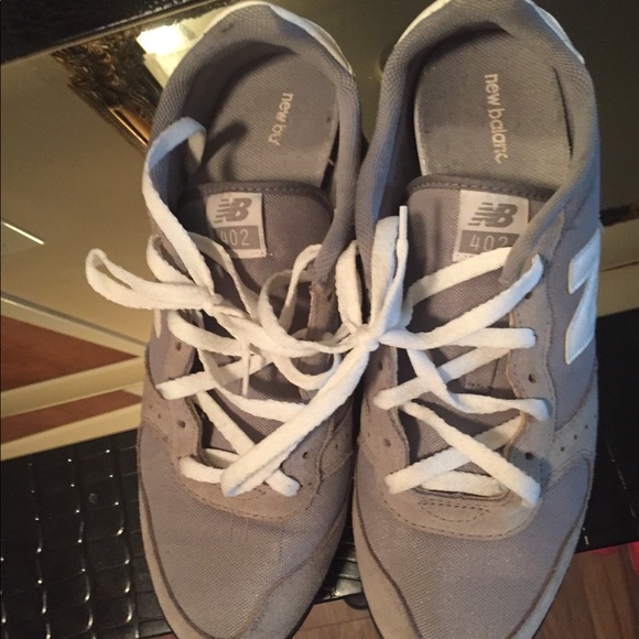 New balance - Picture 2 of 2